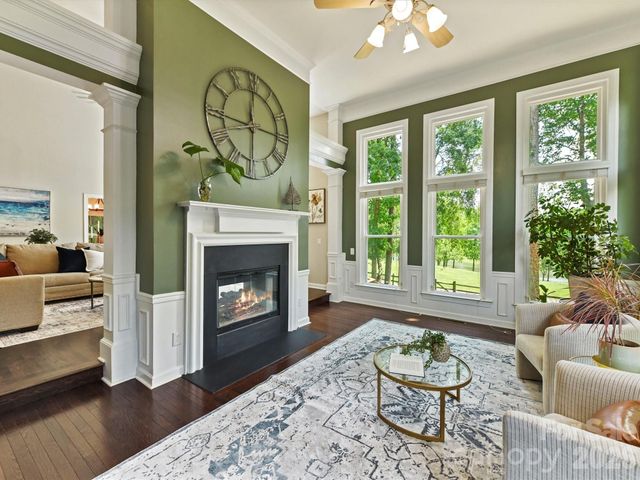 5222 Mcchesney Drive, Charlotte, NC 28269