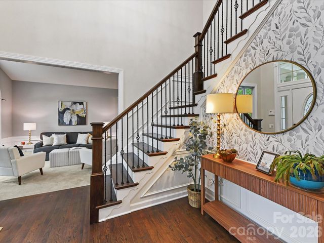 5222 Mcchesney Drive, Charlotte, NC 28269