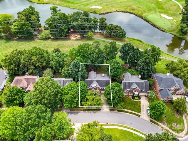 5222 Mcchesney Drive, Charlotte, NC 28269