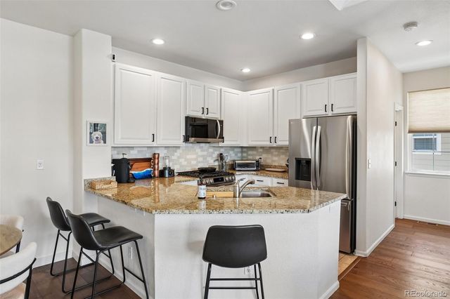 9465 Carlyle Park Place, Highlands Ranch, CO 80129