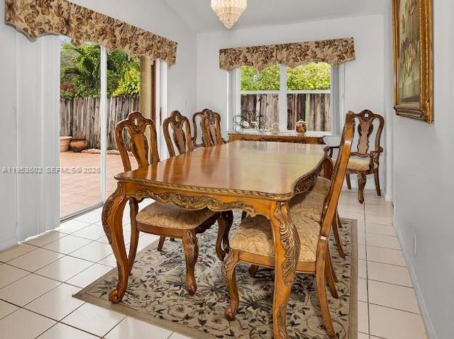 8007 SW 157th Pl, Miami, FL 33193