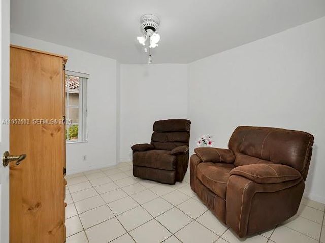 8007 SW 157th Pl, Miami, FL 33193