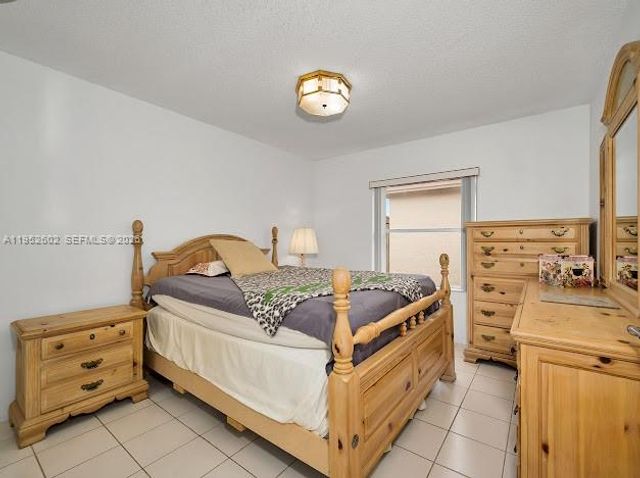 8007 SW 157th Pl, Miami, FL 33193