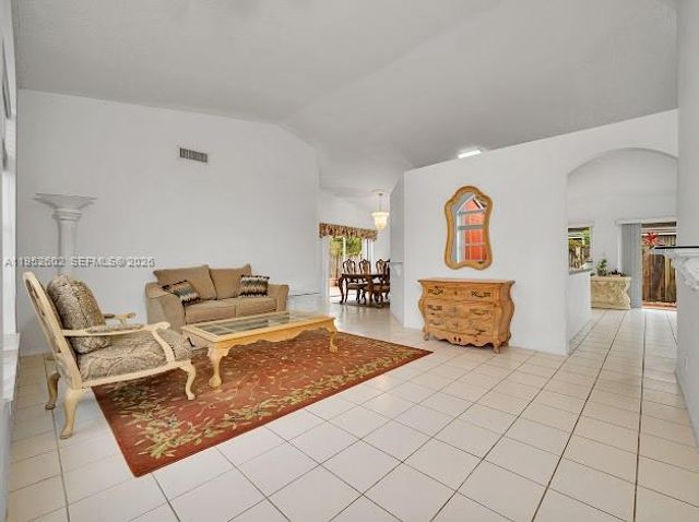 8007 SW 157th Pl, Miami, FL 33193