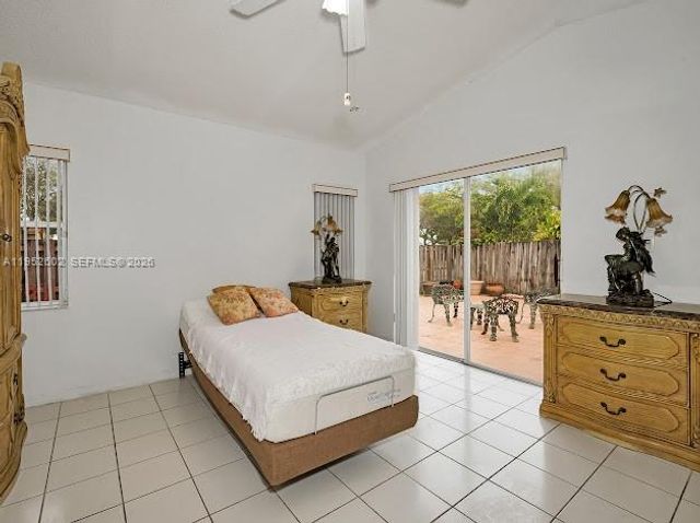 8007 SW 157th Pl, Miami, FL 33193