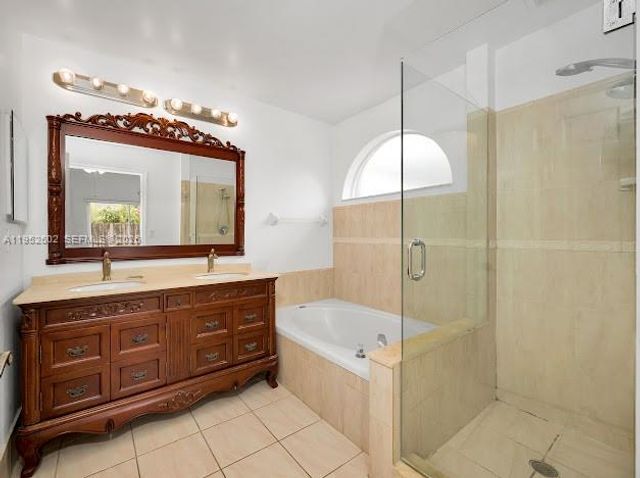 8007 SW 157th Pl, Miami, FL 33193