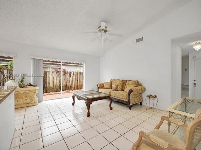 8007 SW 157th Pl, Miami, FL 33193