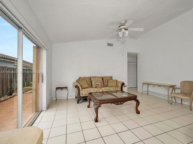 8007 SW 157th Pl, Miami, FL 33193