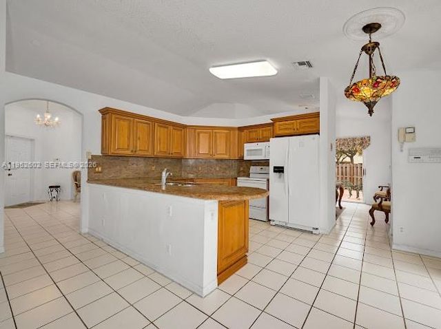 8007 SW 157th Pl, Miami, FL 33193