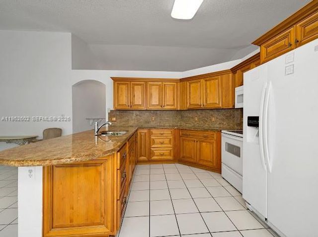 8007 SW 157th Pl, Miami, FL 33193