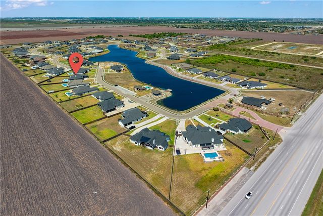 1933 Magnolia Falls Dr, Corpus Christi, TX 78415