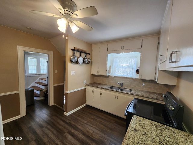 3025 Sherbrooke Road, Toledo, OH 43606