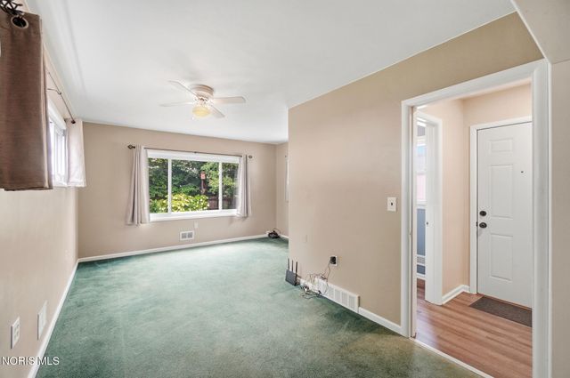 3025 Sherbrooke Road, Toledo, OH 43606