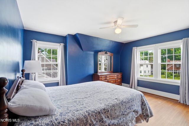 3025 Sherbrooke Road, Toledo, OH 43606