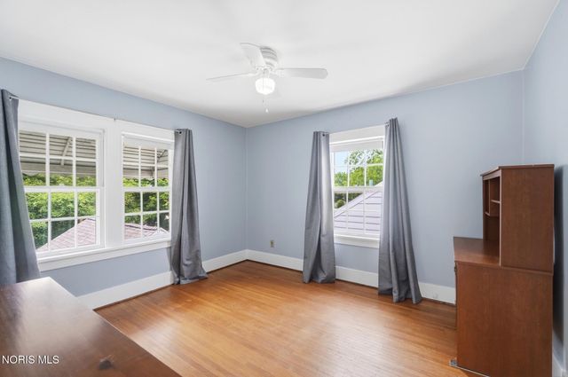 3025 Sherbrooke Road, Toledo, OH 43606