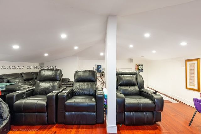 437 Holiday Dr, Hallandale Beach, FL 33009