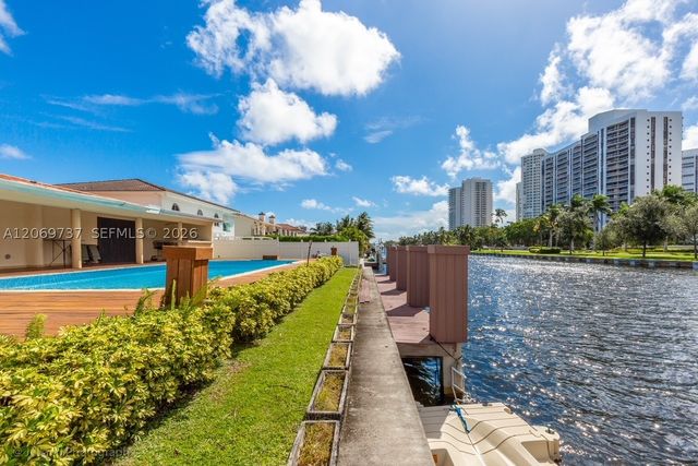 437 Holiday Dr, Hallandale Beach, FL 33009