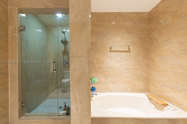 437 Holiday Dr, Hallandale Beach, FL 33009