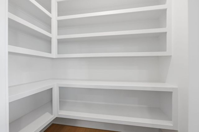 514 E Elmwood St, Park City, KS 67147