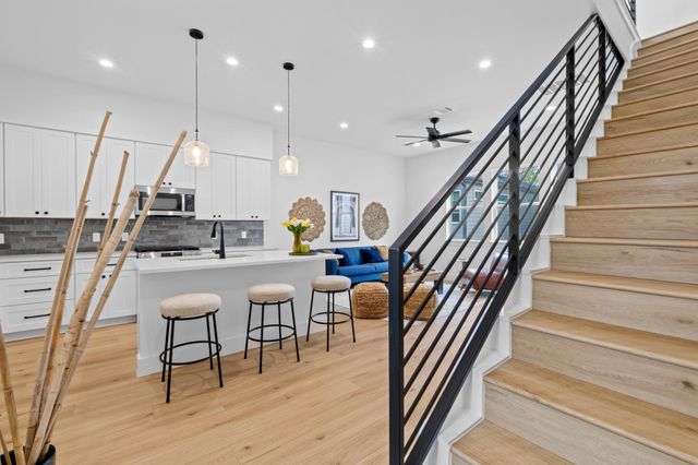 909 Calle Limon 2, Austin, TX 78702