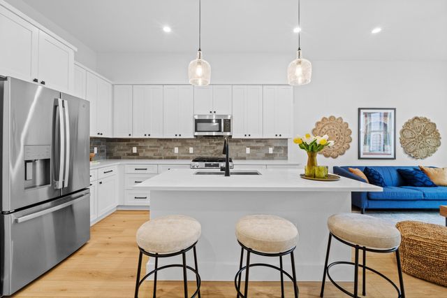 909 Calle Limon 2, Austin, TX 78702