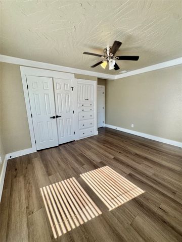 1213 Hawley Lane, Dallas, TX 75217