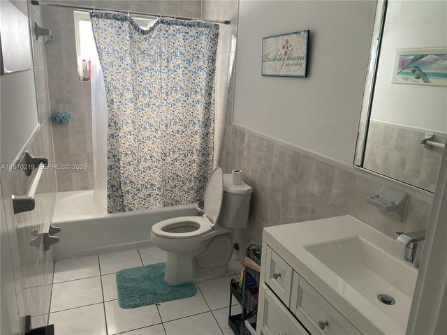 3251 SW 67th Ave, Miami, FL 33155