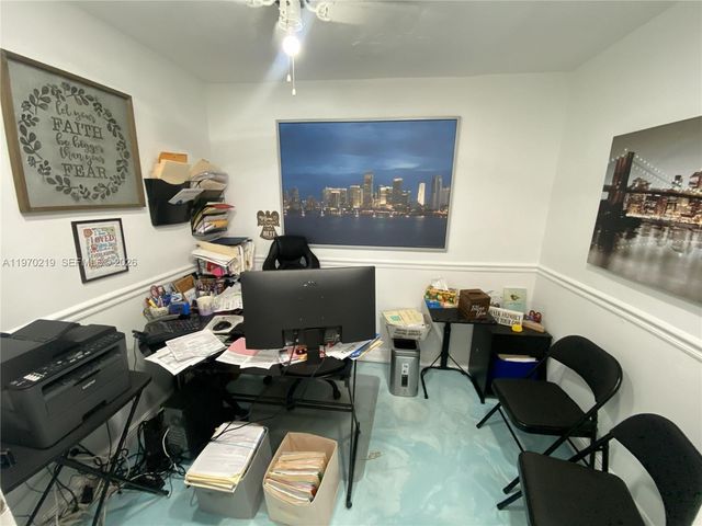 3251 SW 67th Ave, Miami, FL 33155