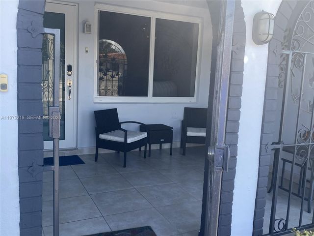 3251 SW 67th Ave, Miami, FL 33155