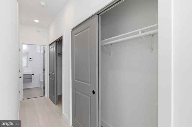 1032 W ORLEANS ST, Philadelphia, PA 19133