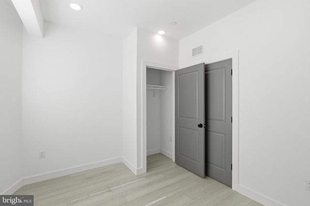 1032 W ORLEANS ST, Philadelphia, PA 19133