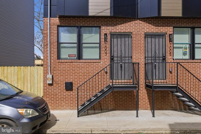 1032 W ORLEANS ST, Philadelphia, PA 19133