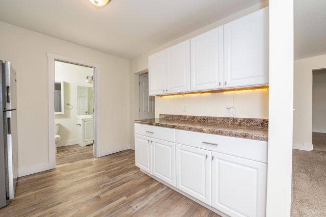 406 Russell Avenue N, Minneapolis, MN 55405