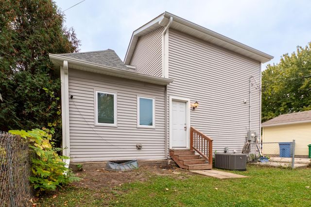 406 Russell Avenue N, Minneapolis, MN 55405
