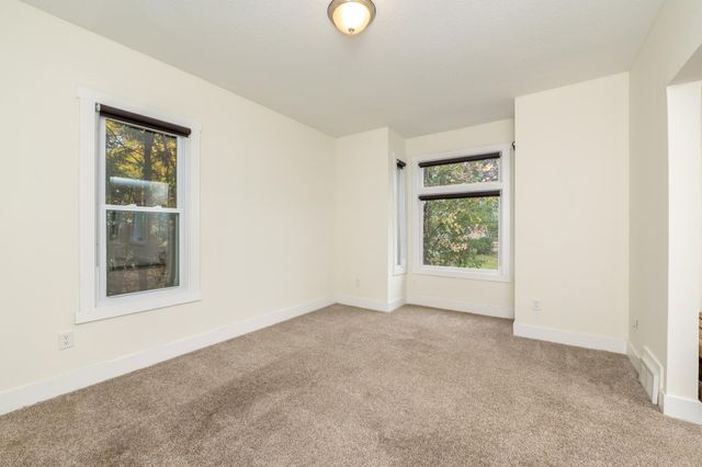 406 Russell Avenue N, Minneapolis, MN 55405