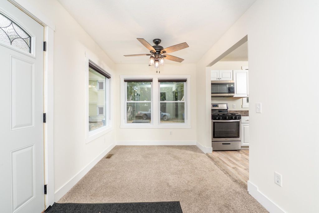 406 Russell Avenue N, Minneapolis, MN 55405 — photo 4