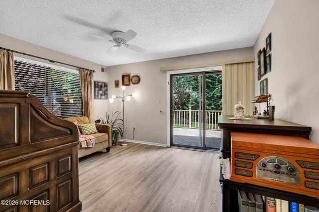 4 Hampton Drive, Marlboro, NJ 07746