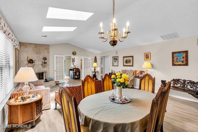 4 Hampton Drive, Marlboro, NJ 07746