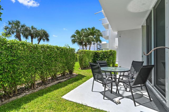 2840 S Ocean Boulevard 109, Palm Beach, FL 33480