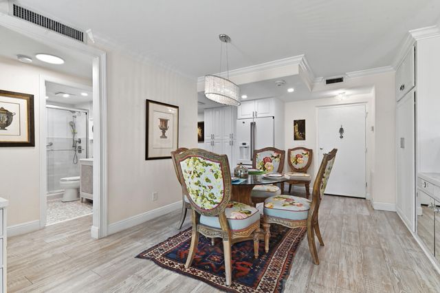 2840 S Ocean Boulevard 109, Palm Beach, FL 33480