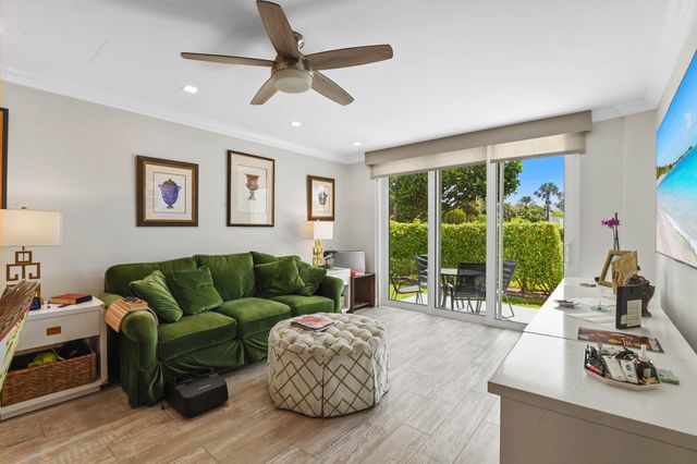 2840 S Ocean Boulevard 109, Palm Beach, FL 33480