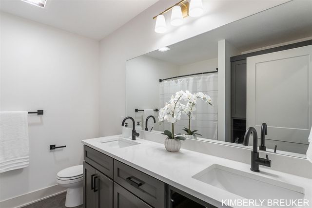 6169 Slumber Way, Allendale, MI 49401