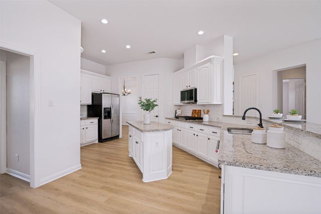 4505 Winter Park Drive, Richardson, TX 75082