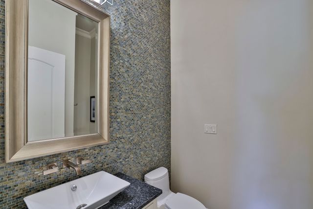 7001 Oakmont Terrace, Fort Worth, TX 76132