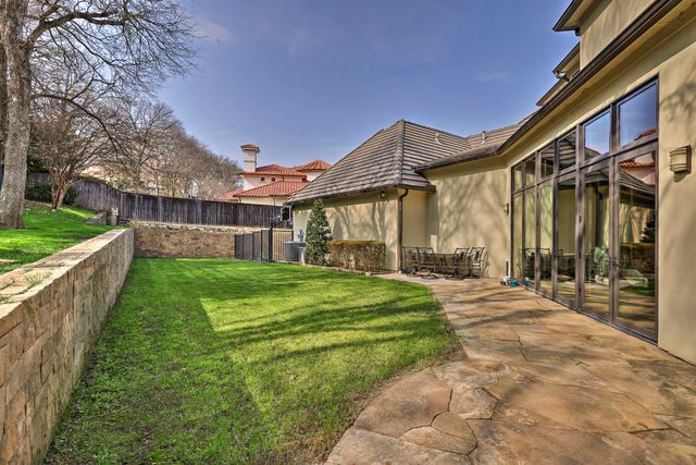 7001 Oakmont Terrace, Fort Worth, TX 76132