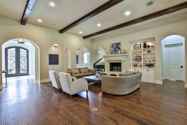 7001 Oakmont Terrace, Fort Worth, TX 76132