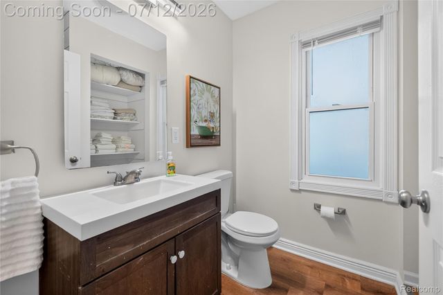 25450 6th Street, Grosse Ile Township, MI 48138