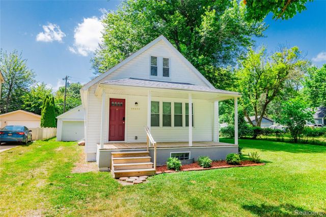 25450 6th Street, Grosse Ile Township, MI 48138