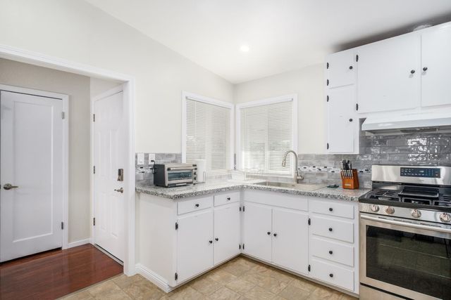 1116 W Dakota Avenue, Fresno, CA 93705