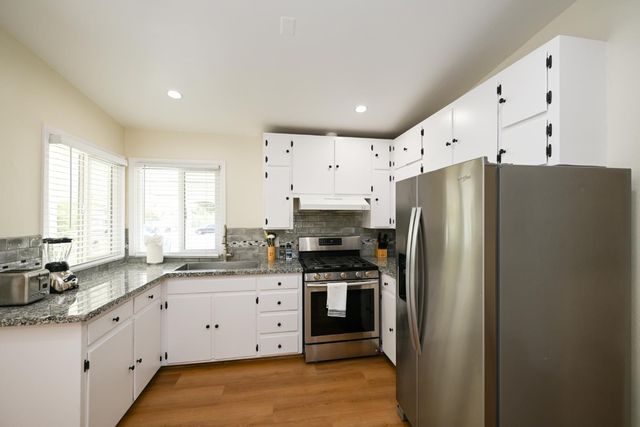 1116 W Dakota Avenue, Fresno, CA 93705
